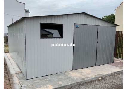 blechgarage-mit-einem-satteldach-doppelfluegeltor-fenster-tuer-kondensvlies-dach-in-farbe_1