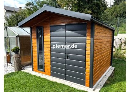 blechgarage-mit-einem-satteldach-doppelfluegeltor-patentschloss-fenster-dachrinne-attika-kantenschutz-konstruktion-aus-verzinkten-vierkantprofilen-bleche-horizontal-vernietet-dachblech-ziegeloptik-in-holzdekofarbe_1