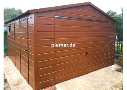 blechgarage-mit-einem-satteldach-schwingtor-kantenschutz-attika-horizontalpanel-konstruktion-aus-verzinkten-vierkantprofilen-in-holzdekofarbe_2