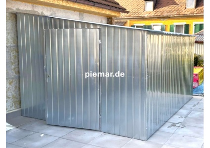 blechgarage-mit-einer-dachneigung-nach-rechts-tuer-konstruktion-aus-verzinkten-vierkantprofilen-verzinkt