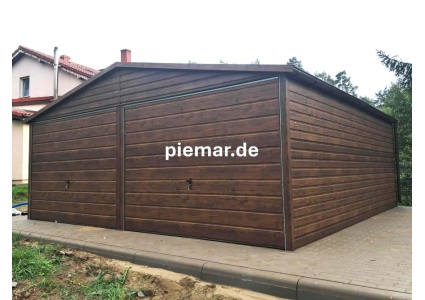 blechgarage-mit-satteldach-2x-schwingtor-attika-kantenschutz-horizontalpanel-konstruktion-aus-verzinkten-vierkantprofilen-dachrinne-1x-tuer-in-holzdekofarbe_2