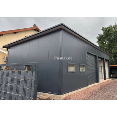 blechgarage-14x6x4m-dachneigung-nach-hinten-sektionaltor-elektroantrieb-1x-schlupftuer-sektionaltor-tuer-fenster-dachrinne-attika-dachblende-kantenschutz-konstruktion-aus-verzinkten-vierkantprofilen-verankerung-isolation_5_1929043146