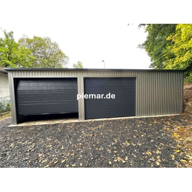 blechgarage-2xsektionaltor-dachrinne-kantenschutz-attika-konstruktion-aus-verzinkten-vierkantprofilen-in-farbe_11