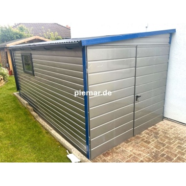 blechgarage-dachneigung-links-doppelflugeltor-fenster-dachrinne-attika-kantenschutz-konstruktion-verzinkten-vierkantprofilen-bleche-horizontal-vernietet_4