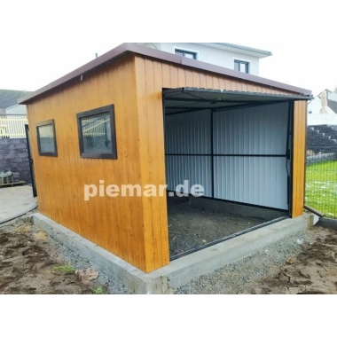 blechgarage-garage-dachneigung-rechts-schwingtor-fenster-holzoptik-dachrinne-attika-kantenschutz_2