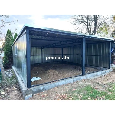 blechgarage-mit-dachneigung-nach-hinten-2x-schwingtor-1x-tuer-1x-fenster-attika-dachblende-verzinkt_3