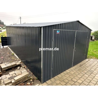 blechgarage-mit-einem-satteldach-doppelfluegeltor-fenster-konstruktion-aus-verzinkten-vierkantprofilen_7