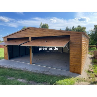 blechgarage-mit-satteldach-schwingtor-attika-kantenschutz-horizontalpanel-konstruktion-aus-verzinkten-vierkantprofilen-in-holzdekofarbe_1