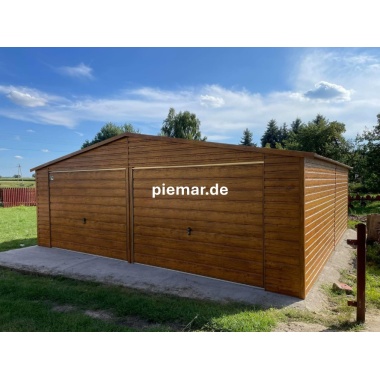 blechgarage-mit-satteldach-schwingtor-attika-kantenschutz-horizontalpanel-konstruktion-aus-verzinkten-vierkantprofilen-in-holzdekofarbe_2