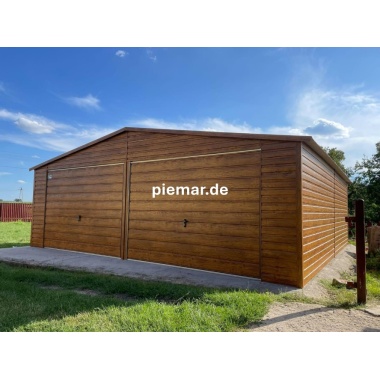 blechgarage-mit-satteldach-schwingtor-attika-kantenschutz-horizontalpanel-konstruktion-aus-verzinkten-vierkantprofilen-in-holzdekofarbe_4