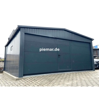 blechgarage-mit-satteldach-sektionaltor-schlupftuer-attika-kantenschutz-dachrinne-lichtband-kondensvlies-dach-konstruktion-aus-verzinkten-vierkantprofilen-in-farbe_8