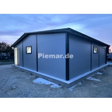 blechgarage_halle_isolation_attika_1x_tur__3x_fenster__2x_sektionaltor_kantenschutz_verankerung__dachrinne_lager_8