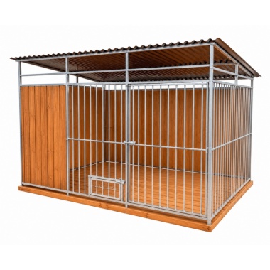 hundezwinger-mit-holzboden,-rückwand,-1-2-seitenwand-mit-holzverkleidung,-vordere-1m-holzwand-und-verzinkte-konstruktion-5