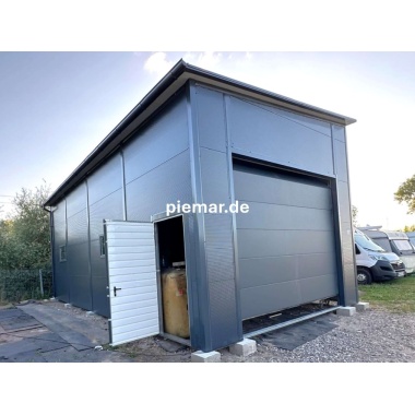 garage-10-x-5-x-45-m-in-farbe-sektionaltor-tuer-fenster-dachrinne-kantenschutz-attika-konstruktion-aus-verzinkten-vierkantprofilen-verankerung-isolation-aufbau_3