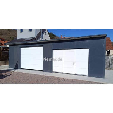garage-10x5x3m-mit-einer-dachneigung-nach-hinten-fenster-sektionaltor-inkl-elektroantrieb-schlupftuer-sektionaltor-dachrinne-attika-kantenschutz-konstruktion-aus-verzinkten-vierkantprofilen-in-farbe-isolation_3