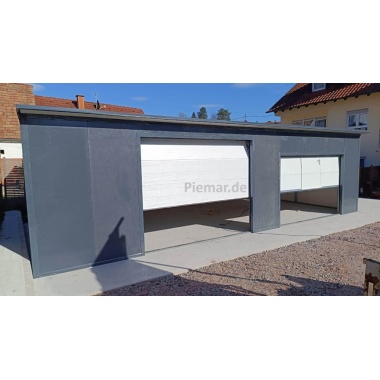 garage-10x5x3m-mit-einer-dachneigung-nach-hinten-fenster-sektionaltor-inkl-elektroantrieb-schlupftuer-sektionaltor-dachrinne-attika-kantenschutz-konstruktion-aus-verzinkten-vierkantprofilen-in-farbe-isolation_8