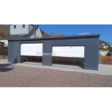 garage-10x5x3m-mit-einer-dachneigung-nach-hinten-fenster-sektionaltor-inkl-elektroantrieb-schlupftuer-sektionaltor-dachrinne-attika-kantenschutz-konstruktion-aus-verzinkten-vierkantprofilen-in-farbe-isolation_9