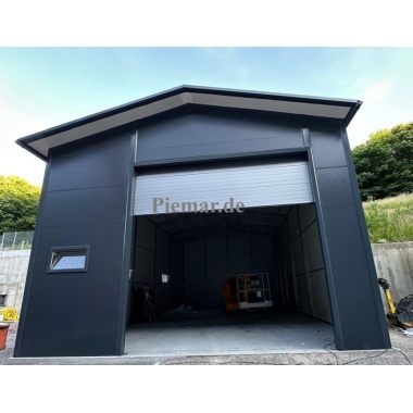 garage-halle-blechgarage-mit-einem-satteldach-tuer-fenster-lichtband-sektionaltor-dachrinne-attika-dachblende-konstruktion-aus-verzinkten-vierkantprofilen-in-farbe-verankerung-isolation_11