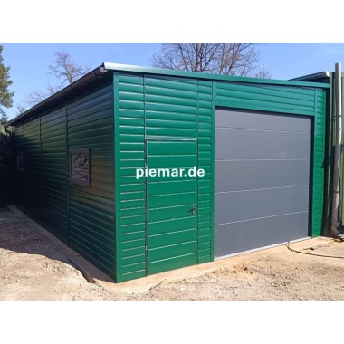 garage-mit-dachneigung-nach-links-sektionaltor-elektroantrieb-2x-fenster-tuer-mit-patentschloss-dachrinne-kondensvlies-dach-und-waende-attika-kantenschutz-konstruktion-aus-verzinkten-vierkantprofilen-bleche-horizontal_1_4
