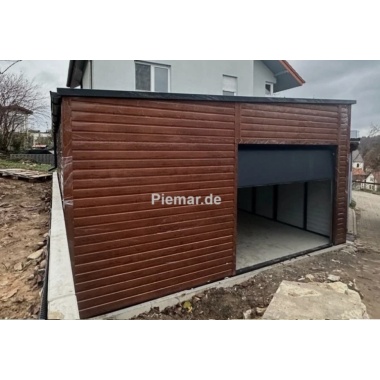 Garage mit einer Dachneigung nach links, 1x Sektionaltor, 2x Fenster, 1x Tür, Dachrinne, Attika, Kantenschutz, Holzoptik, Bleche horizontal verniete garage-mit-einer-dachneigung-nach-links-sektionaltor-fenster-tuer-dachrinne-attika-kantenschutz-holzoptik-bleche-horizontal-verniete_2